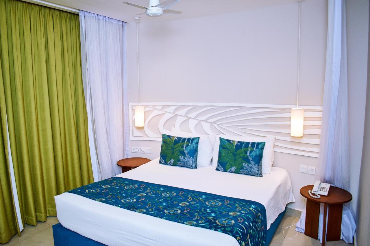 Neptune Village Beach Resort & Spa Galu Екстер'єр фото