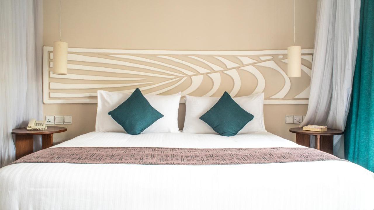 Neptune Village Beach Resort & Spa Galu Екстер'єр фото