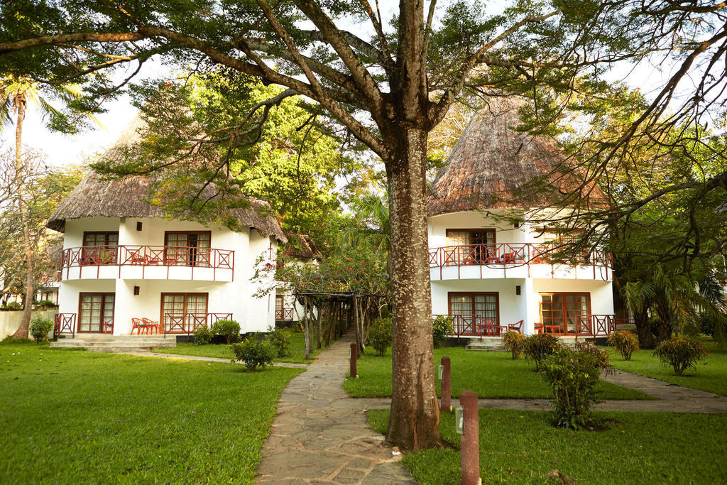 Neptune Village Beach Resort & Spa Galu Екстер'єр фото