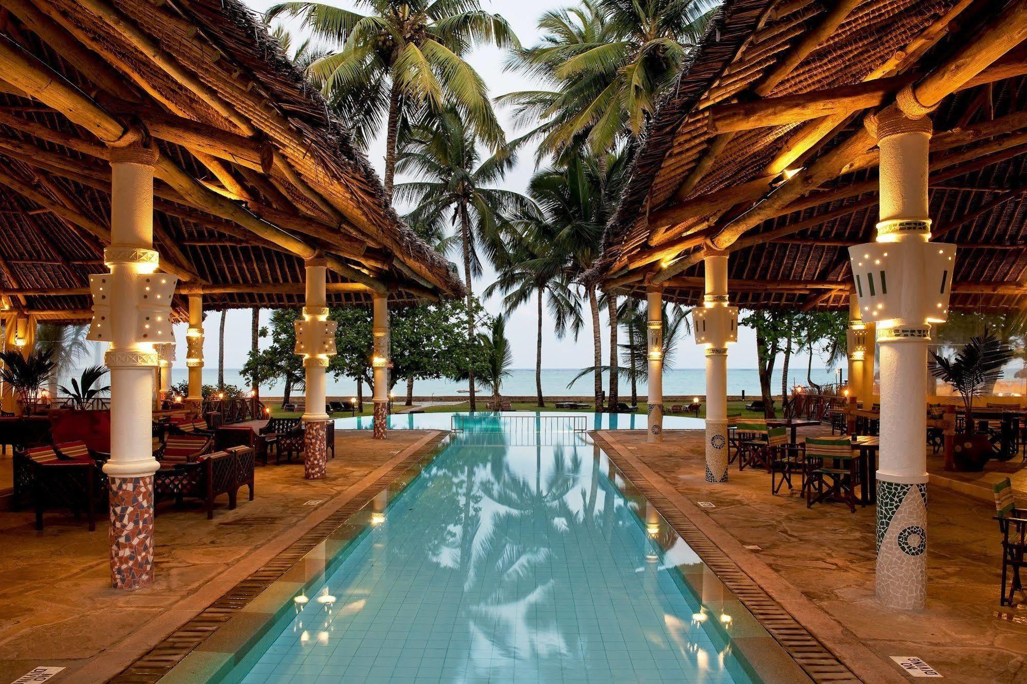 Neptune Village Beach Resort & Spa Galu Екстер'єр фото