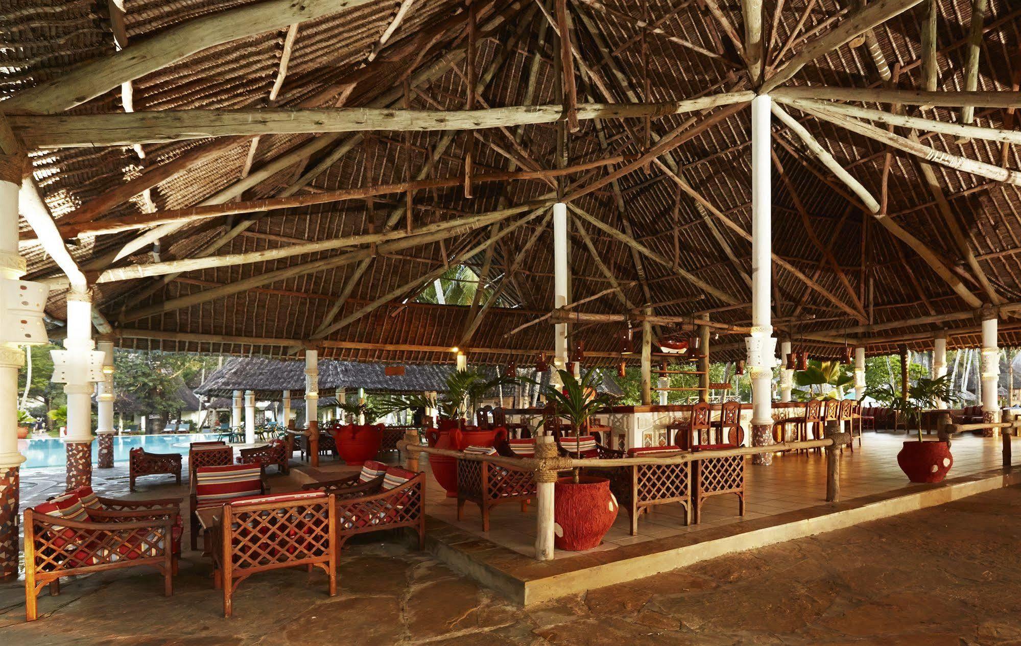 Neptune Village Beach Resort & Spa Galu Екстер'єр фото